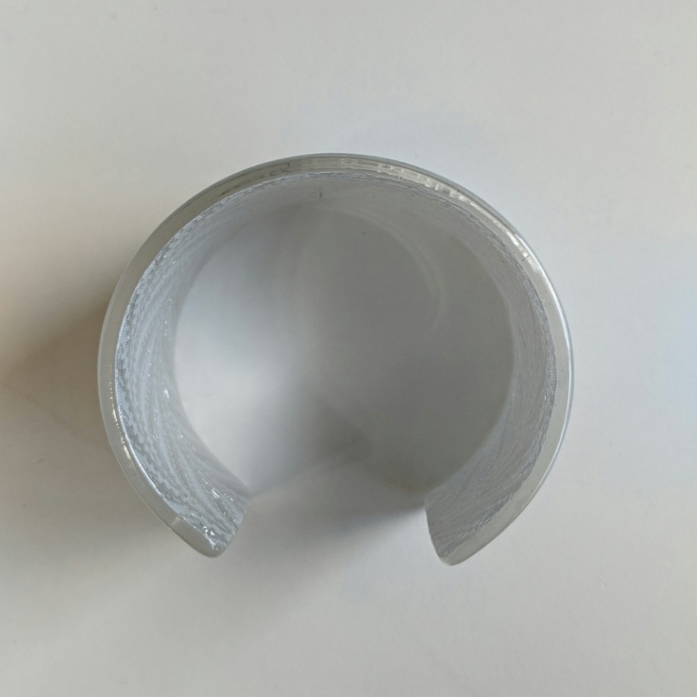 Silver patterned bracelet - Picture 5 of 6